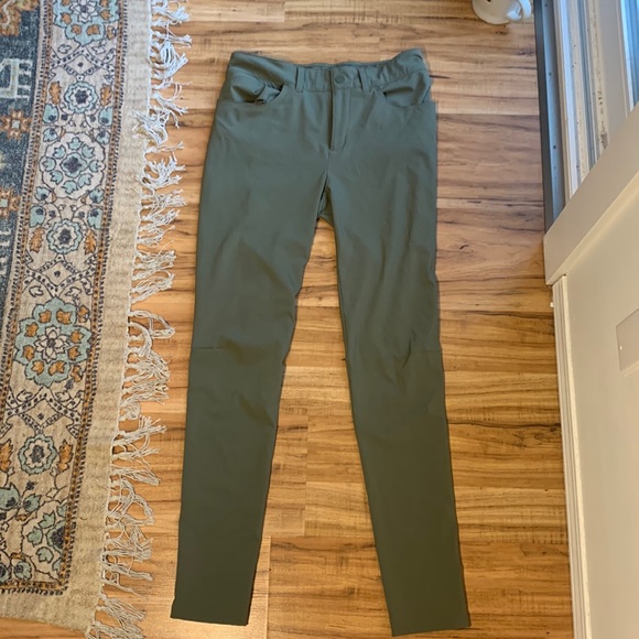 Columbia Hiking Pant - Picture 1 of 3